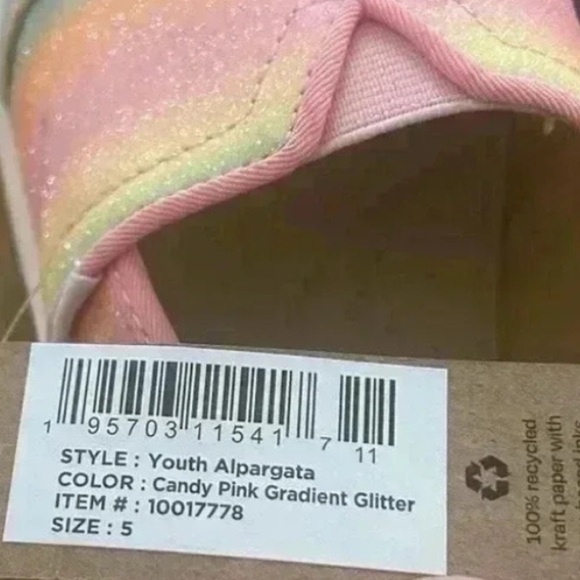 Kids Rainbow Glitter Shoes Size 5 New With Tags - Picture 3 of 10